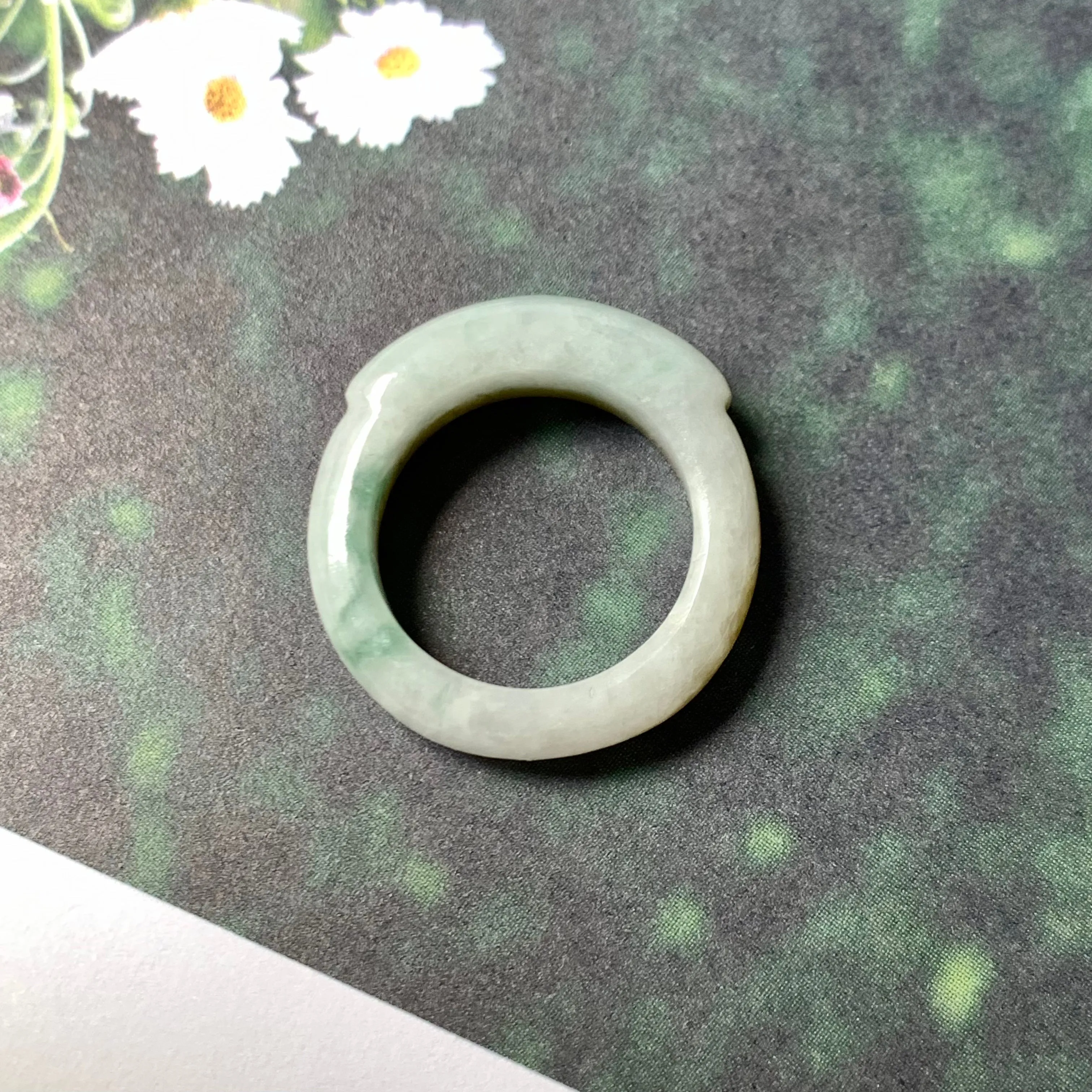 15.2mm A-Grade Natural Yellowish Green Floral Jadeite Saddle Top Ring Band No.161977