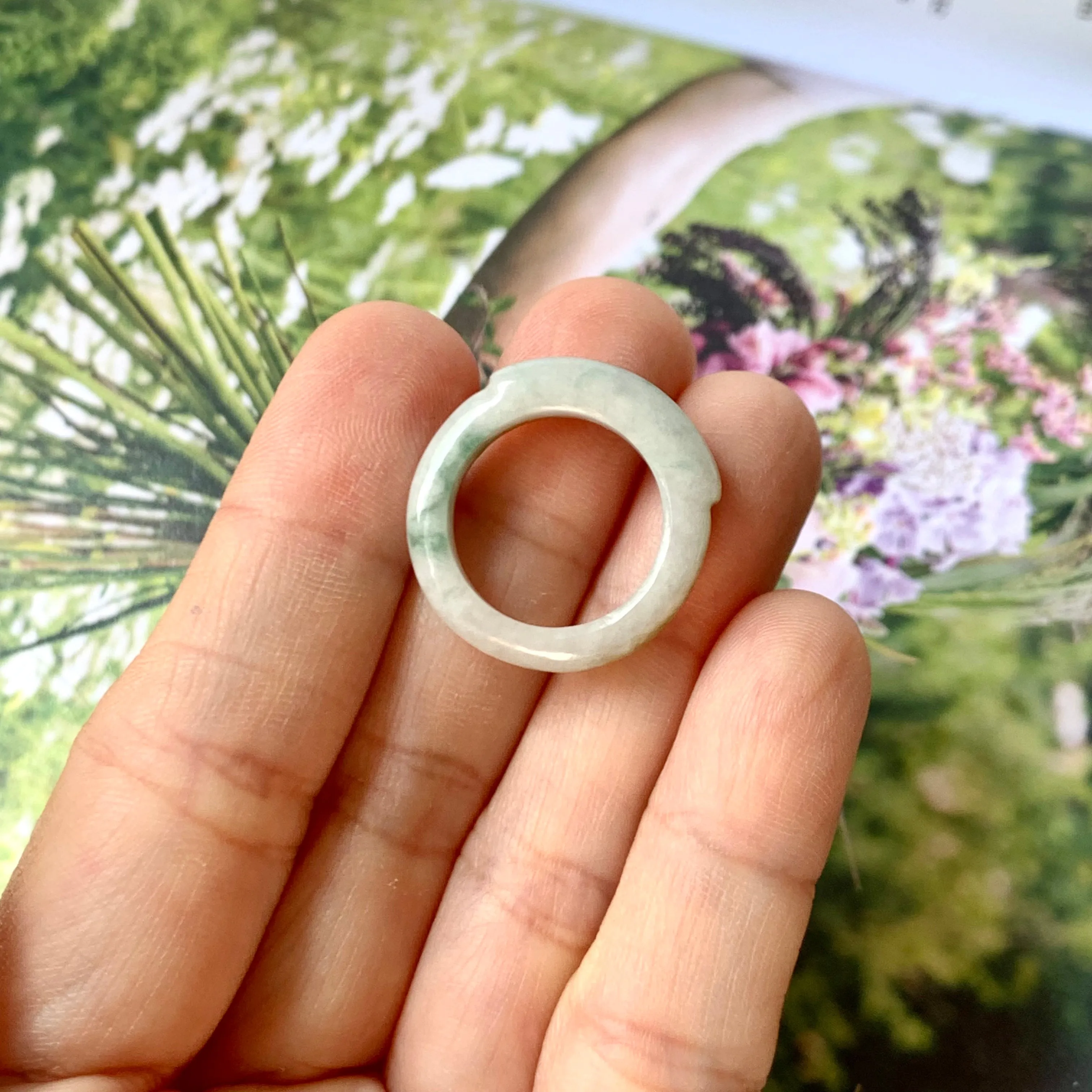 15.2mm A-Grade Natural Yellowish Green Floral Jadeite Saddle Top Ring Band No.161977