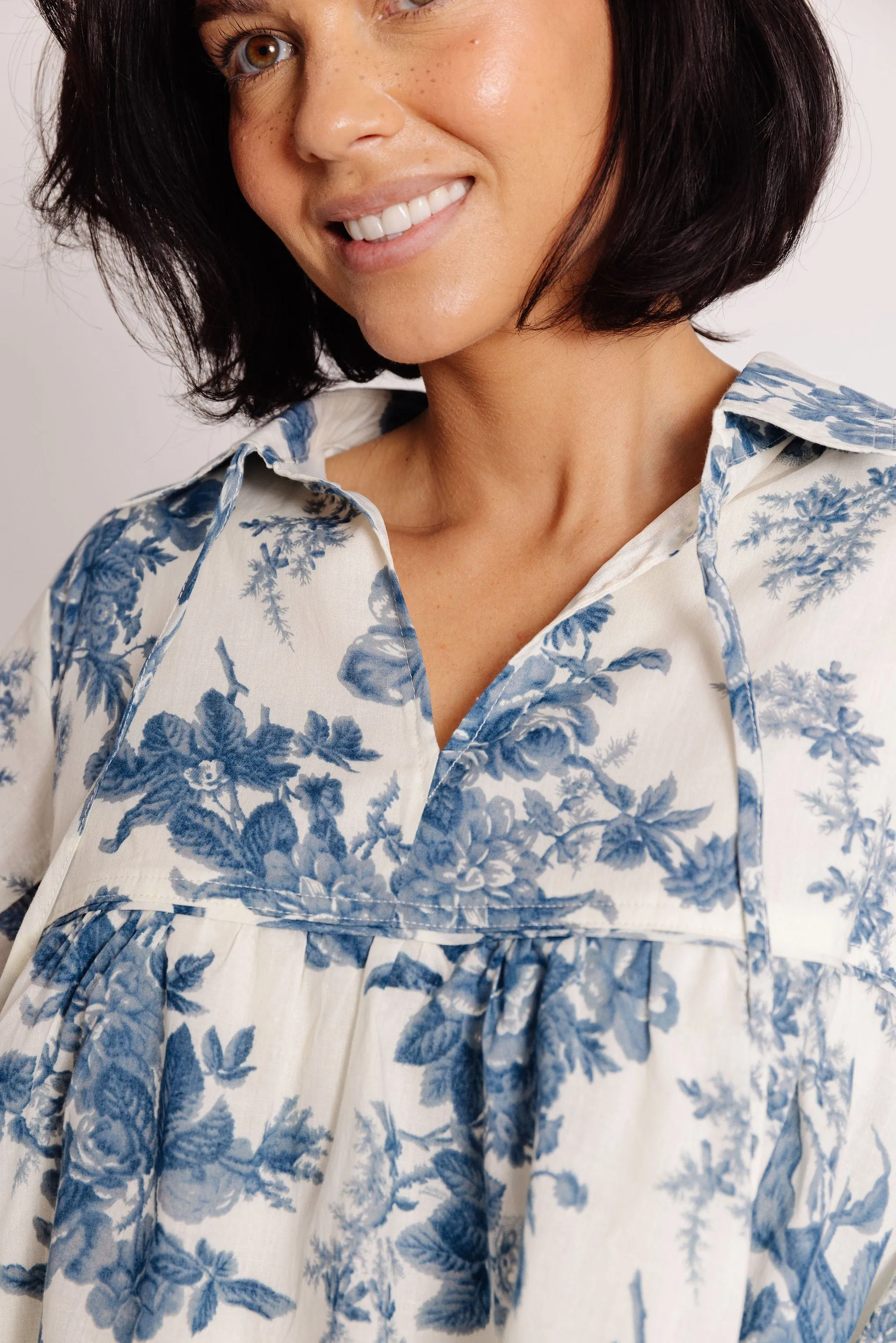 Brant Blouse in Indigo Floral