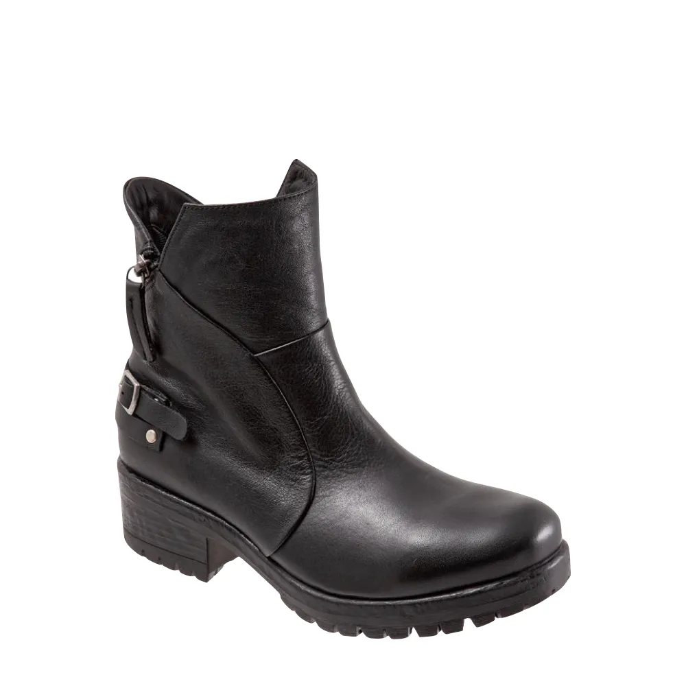 Bueno Women's Fallon Side Zip Leather Boot in Black