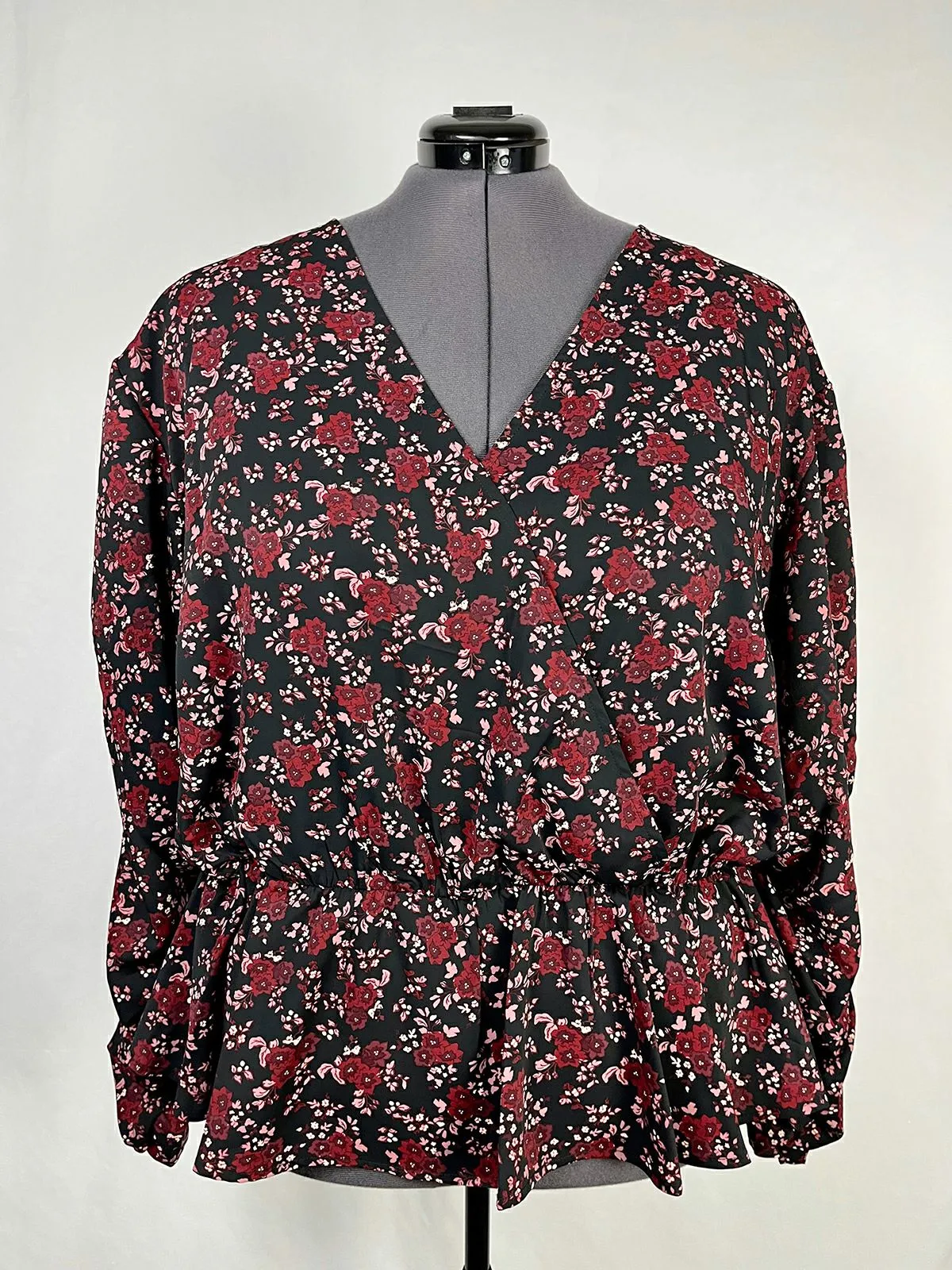 eloquii Size 28 Black & Burgundy Floral Shirt NWT