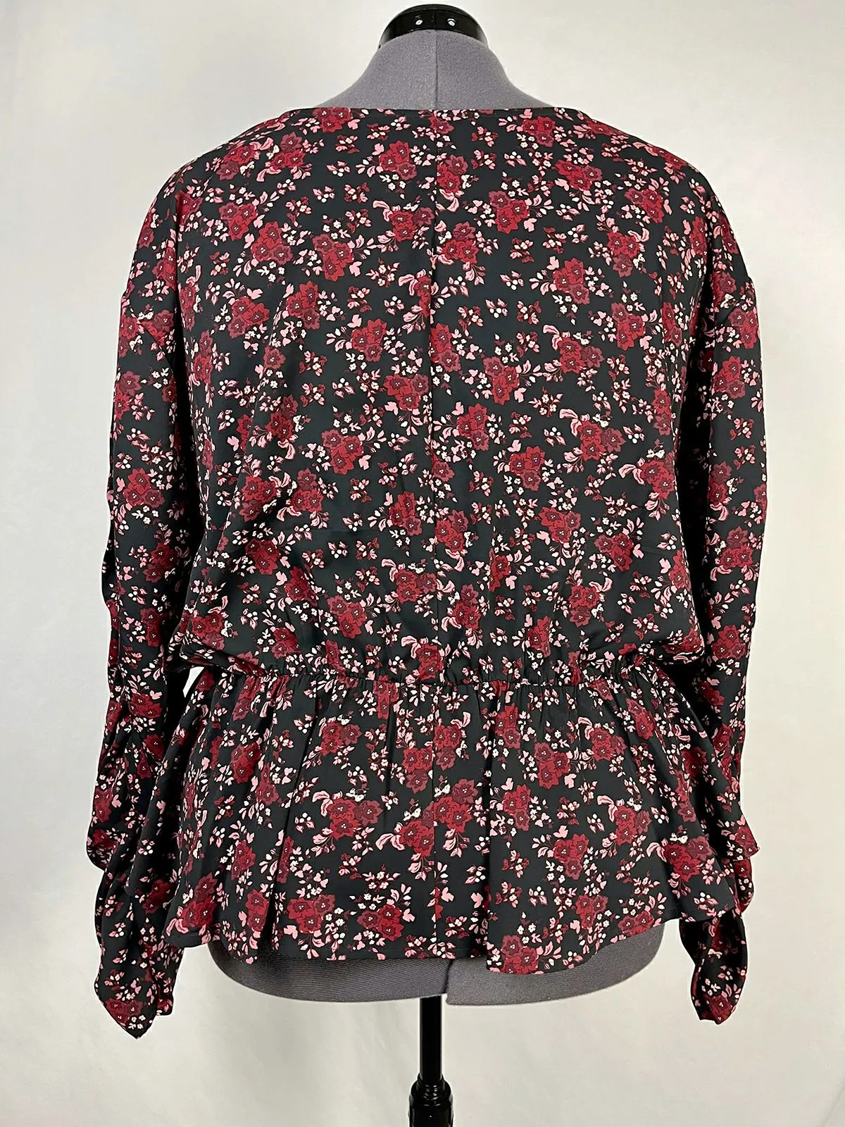 eloquii Size 28 Black & Burgundy Floral Shirt NWT