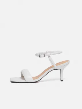 Iris Heel | White