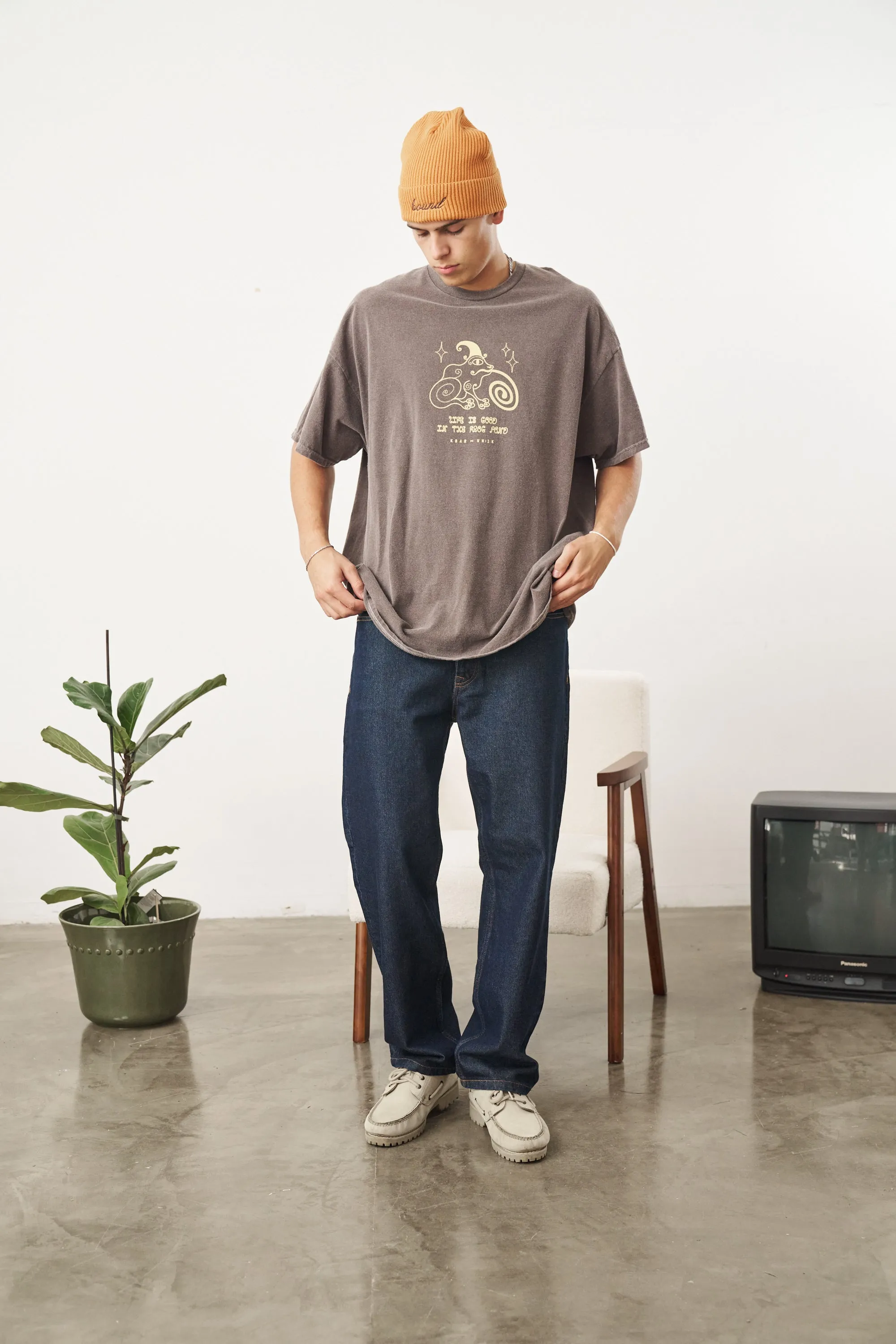 KBAR X UN:IK 'Frog Pond' Vintage Washed Tee - Chocolate