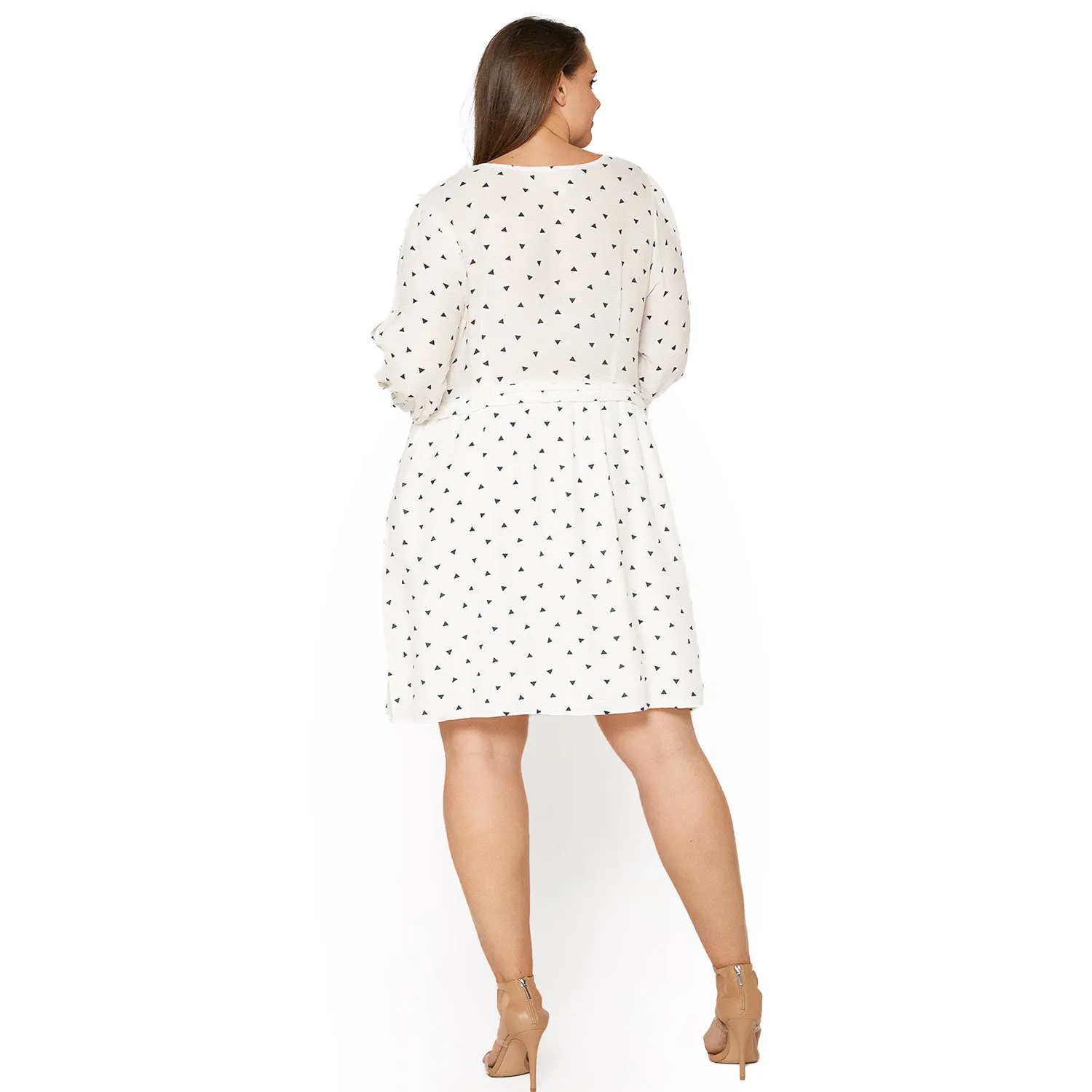 Plus Size Triangle Print Long Sleeve Dress in White Triangle