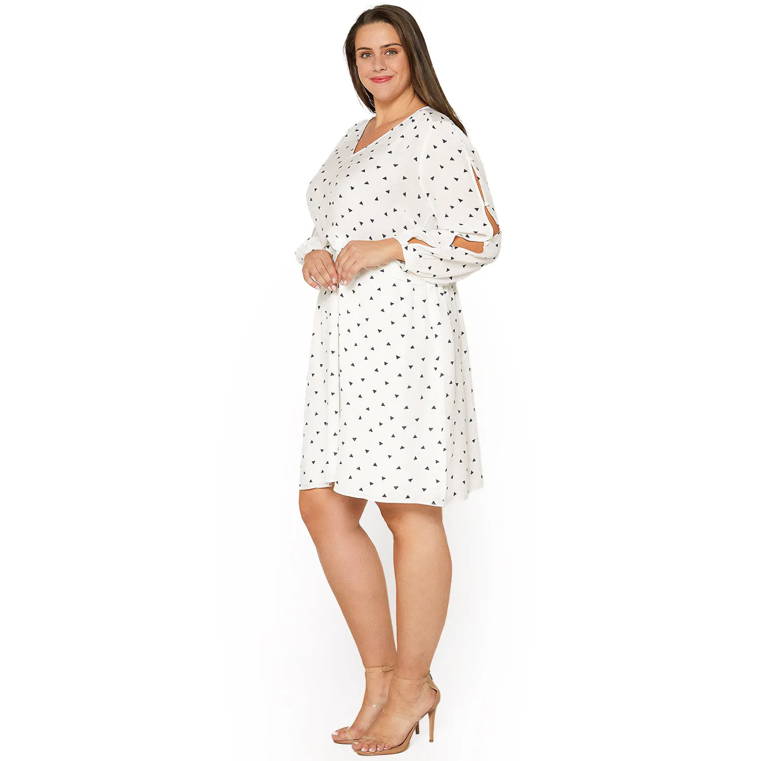 Plus Size Triangle Print Long Sleeve Dress in White Triangle