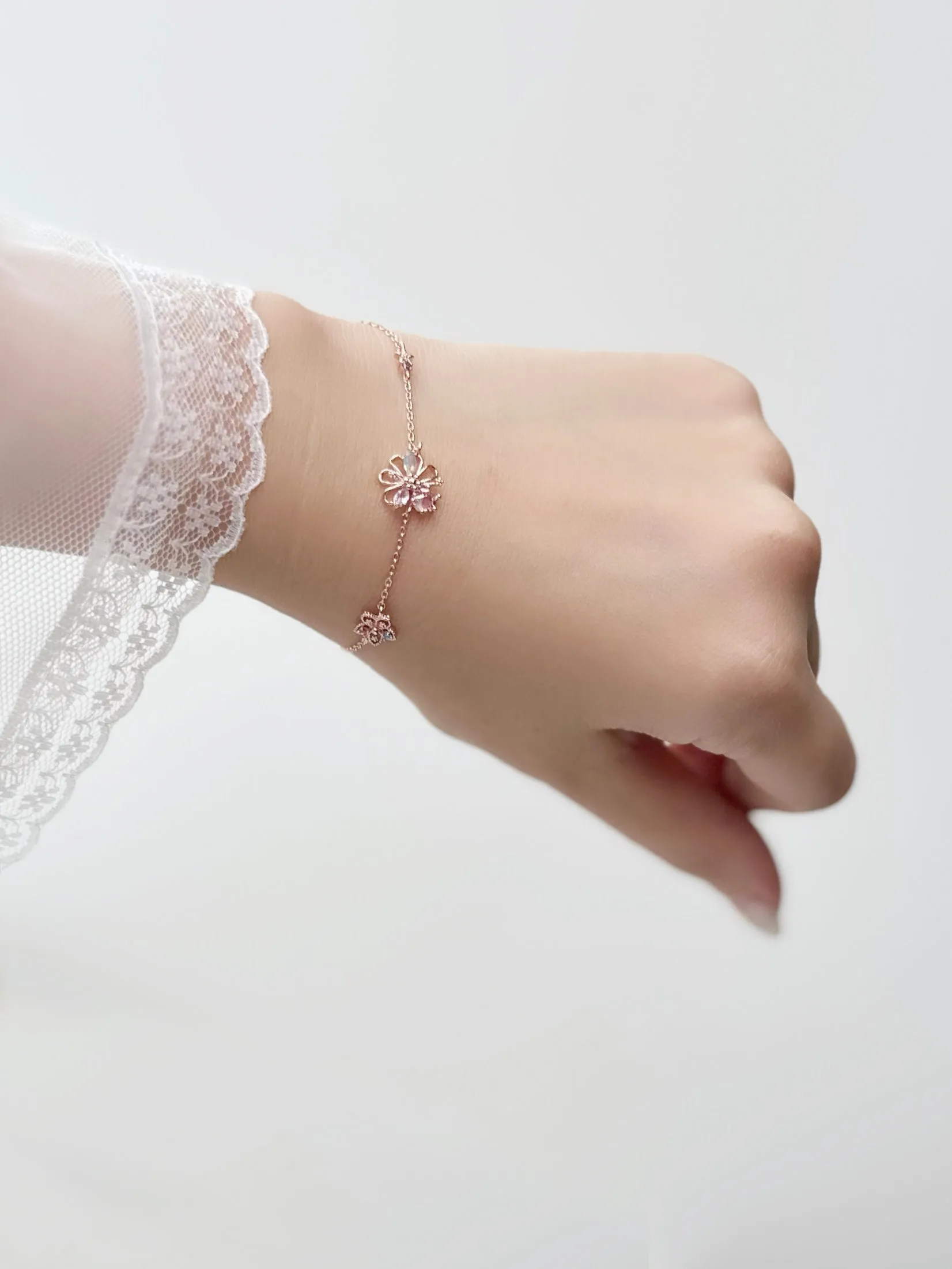 Rose Gold Dahlia Bracelet