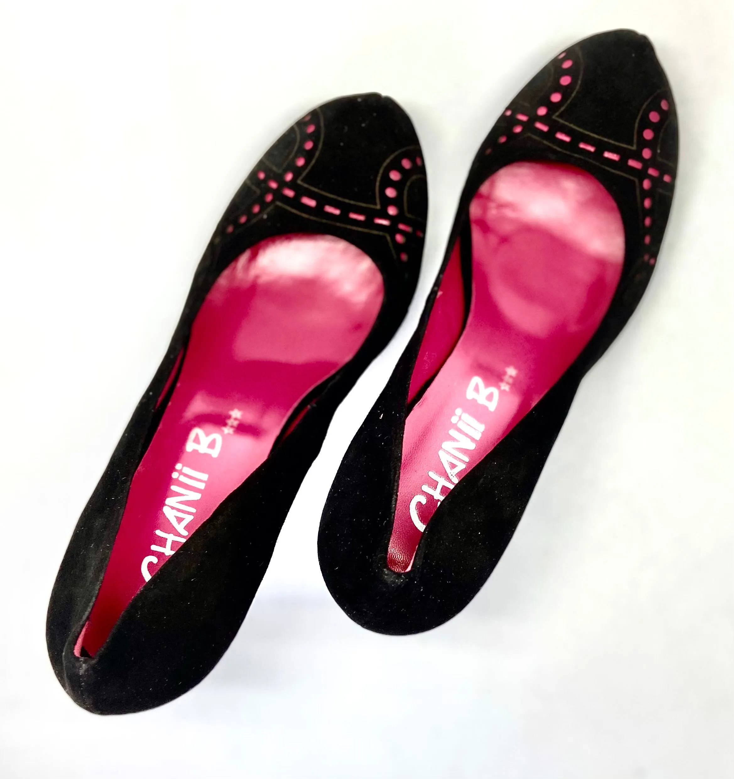 Vain Black/Fuchsia- last pairs 36, 40,42 &43